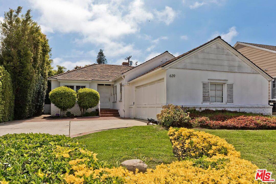 639  S Bundy Dr 3BR Brentwood La