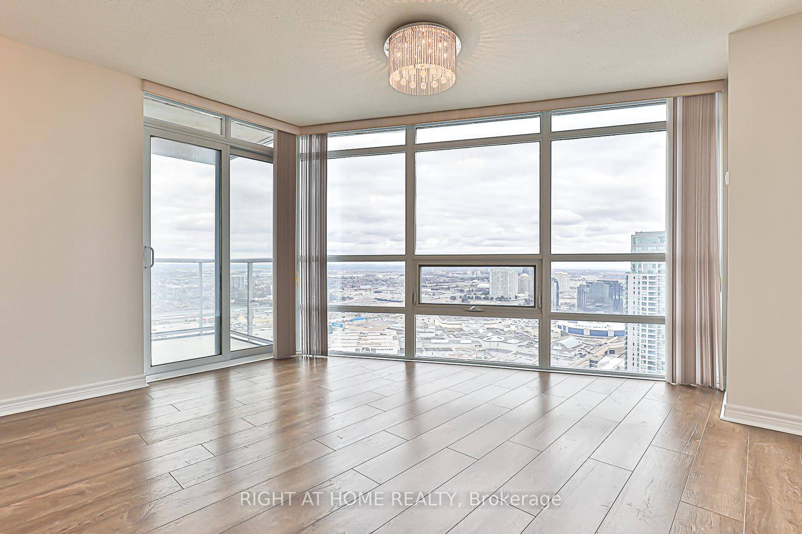Luxurious Tridel Spacious 2 Bdrm Den Corner Suite At The City Centre Complex.