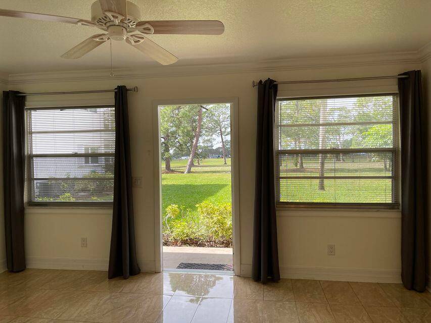 55 OR OLDER ONLY. COMPLETY RENOVATED 1ST FLOOR UNIT.