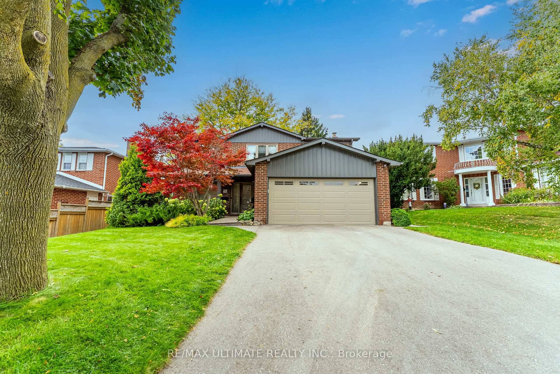 Welcome to this spectacular detached home nestled on a very private, tree lined street, in the highly sought after Rockwood Village.