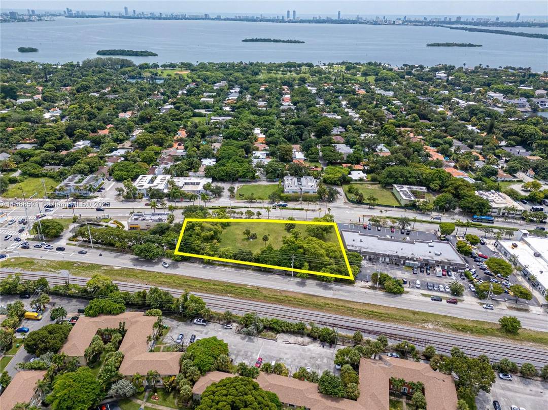 Attention developers ! Best land deal in town, take advantage of the FL Live local act and acquire this phenomenal lot for as low as 9, 950 per unit.