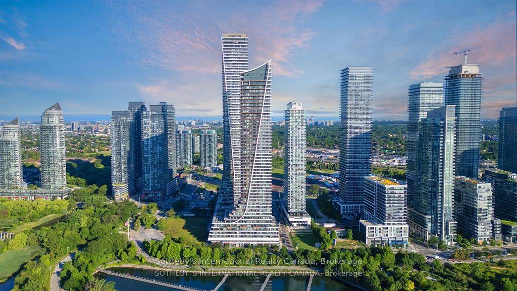 Experience the ultimate in luxury living with this exceptional lakeview condo, boasting breathtaking views of the Toronto skyline for life !