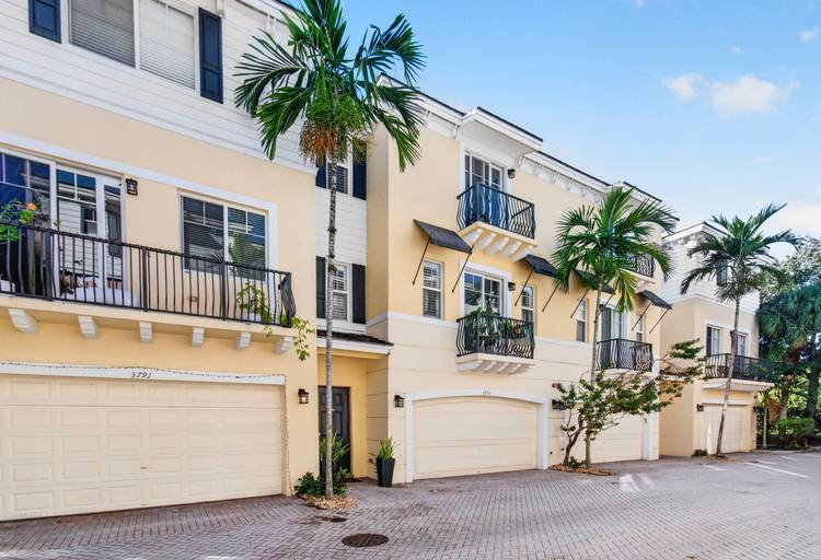 This fully furnished 3 bed, 3.