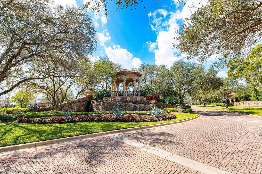 Second floor Caseras coach home in Parkland Golf amp ; Country Club offering nearly 2, 300 sq ft of living space.