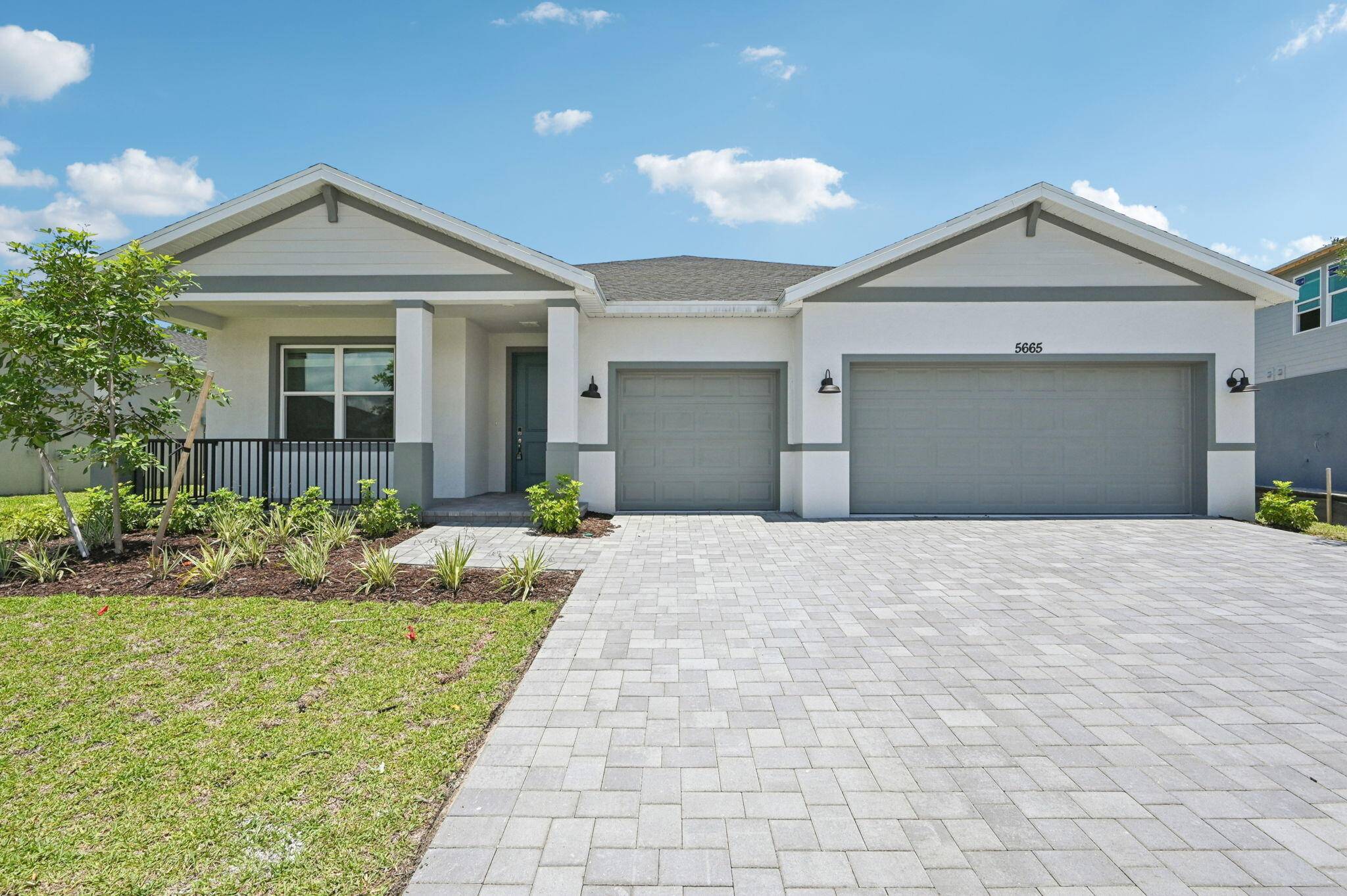 Brand NEW energy efficient home ready NOW !