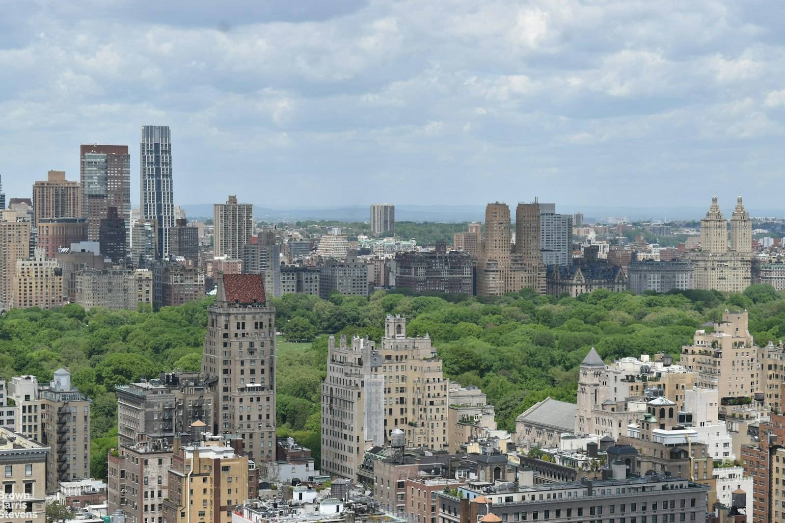 Quintessential 2BR 3BA Home with Two Living Rooms, Windowed Den and with Spectacular Park Views 40th FloorThe Second Living Room and Den can be converted to additional bedrooms, or the ...