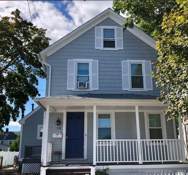 ACADEMIC YEAR 2025 2026 OR SHORT TERM RENTAL Close to campus, town, train, restaurants, shopping, and just minutes from the beach, this spacious home offers multiple bedrooms spread throughout the ...