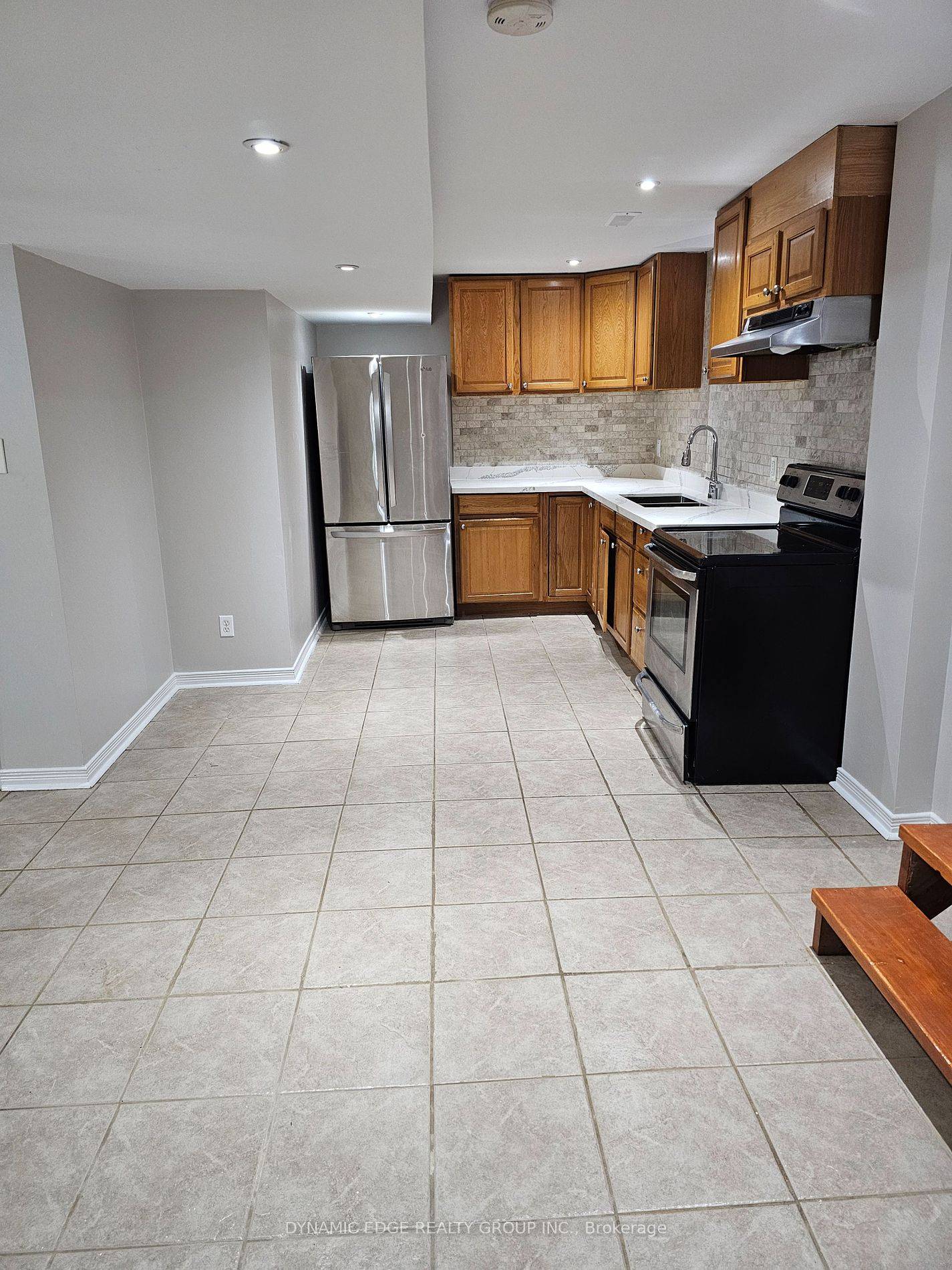 In The Beautiful Sought After Neighborhood Of Fletcher's Meadow Sandalwood And McLaughlin Is The Clean, Well Maintained, 2 Bedrooms, 1 Bathroom Basement Apartment, 1 Parking on driveway, Own Laundry With ...