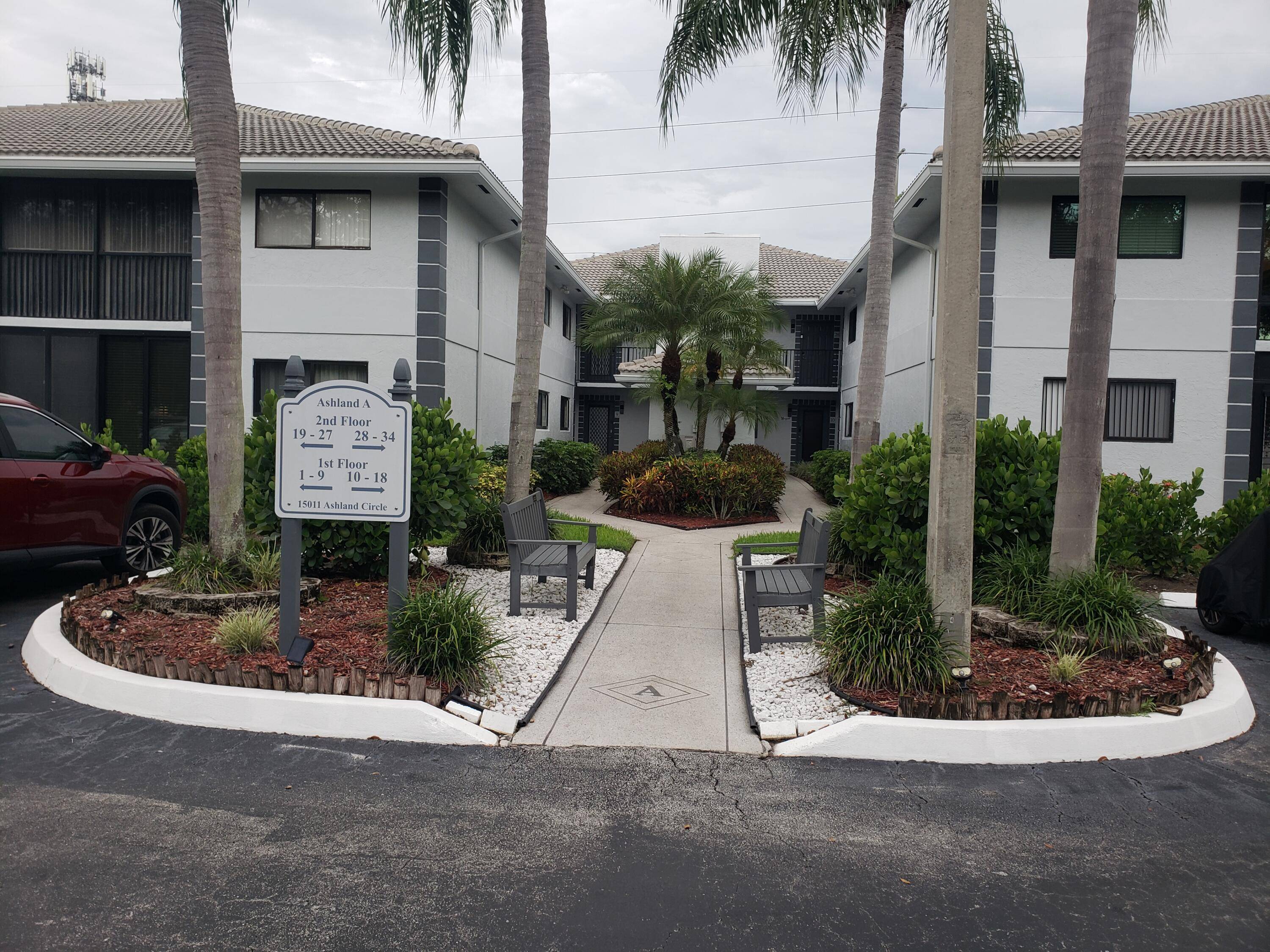Welcome to Lakes of Delray an active 55 community offering exceptional amenities for an active lifestyle.