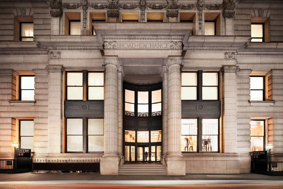 Two Bedroom, Two Bathroom Powder Room Home Experience urban elegance at The Broad Exchange Building.
