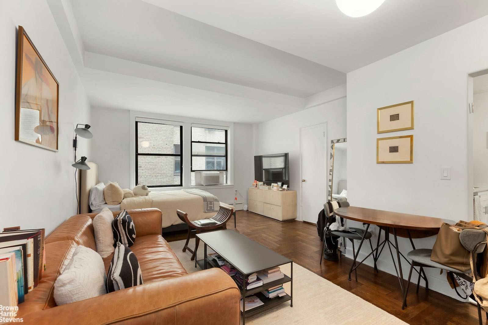 Live on Central Parks doorstep in this gut renovated, mint, studio apartment located at the famed Franconia.