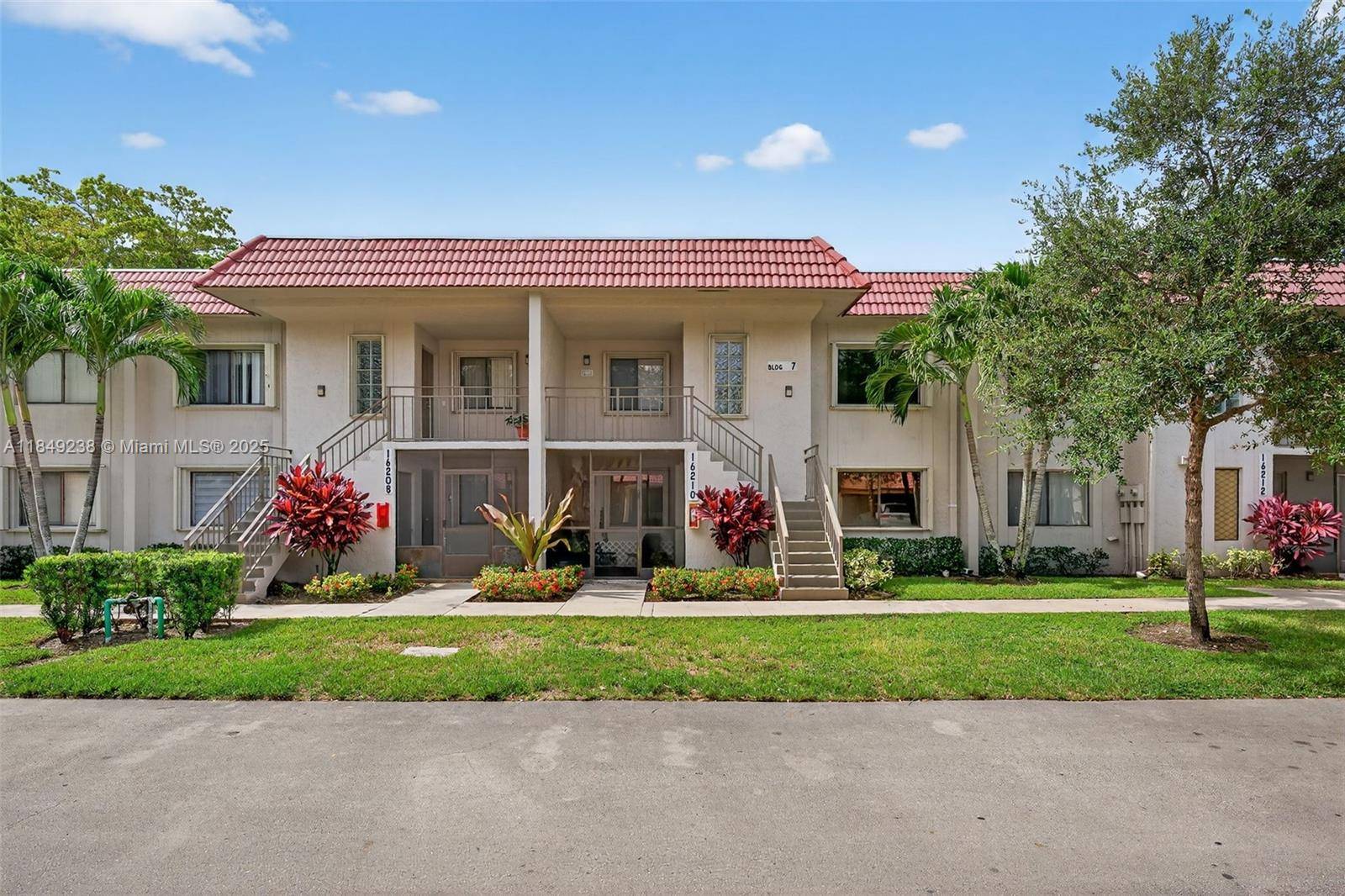 Bright and well maintained 2beds, 2baths unit offering 1, 235 SF of comfortable living space, located on the 2nd floor with no upstairs noise amp ; added peace of mind ...