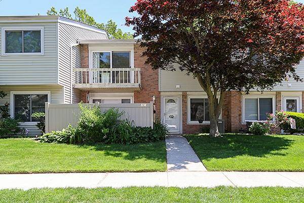 Bright and Beautiful 2 Bedroom, 1.