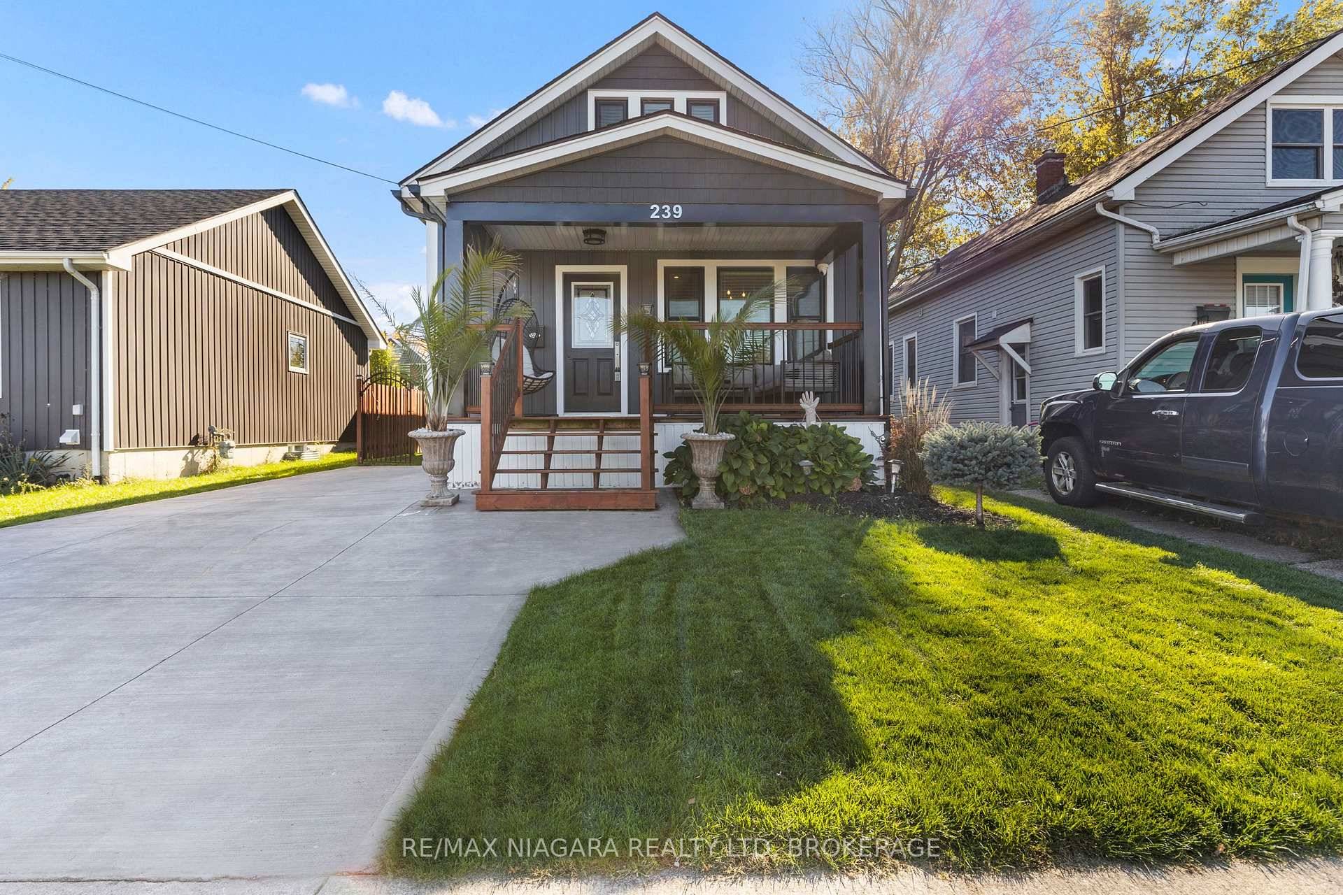 Welcome to your completely turn key Fort Erie retreat !