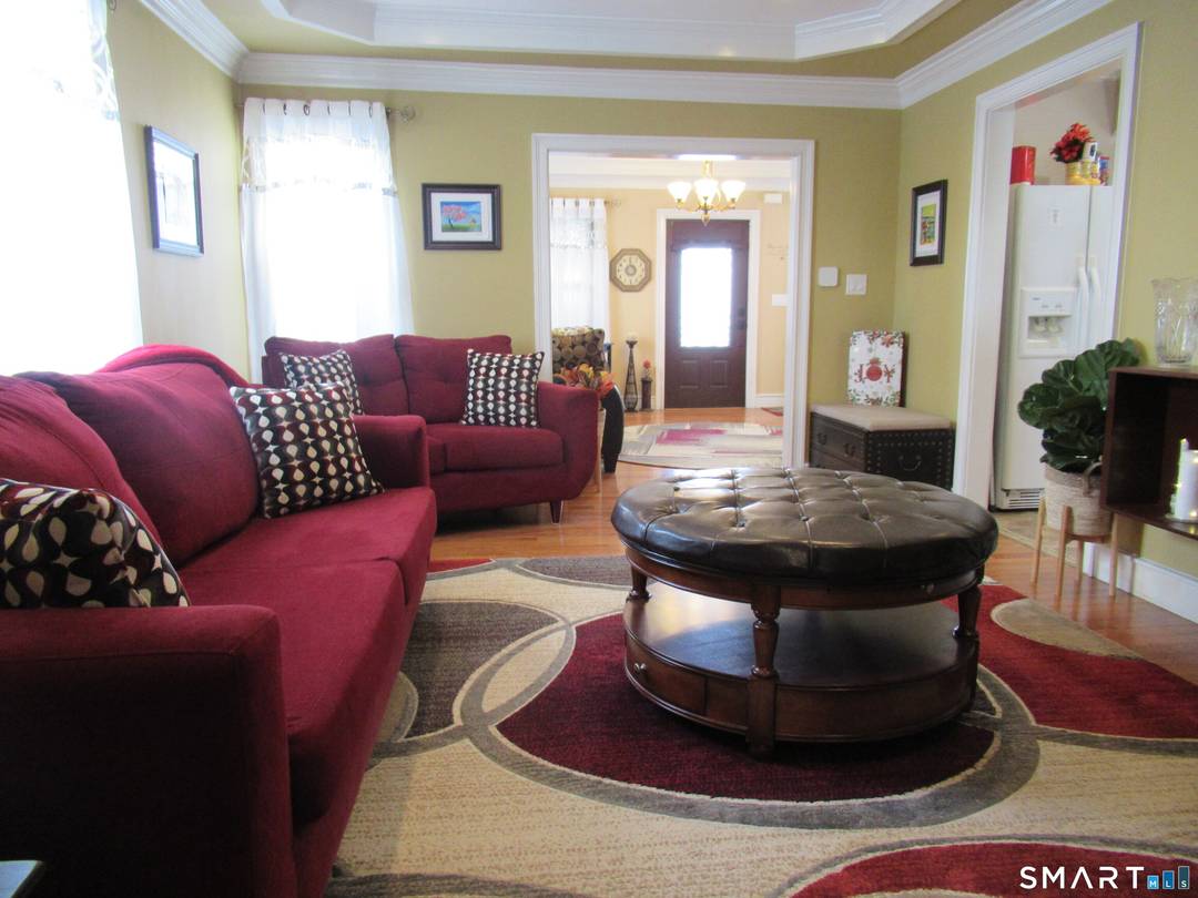 SCHEDULE THE MOVERS AS YOU HAVE ARRIVED AT YOUR DESTINATION !