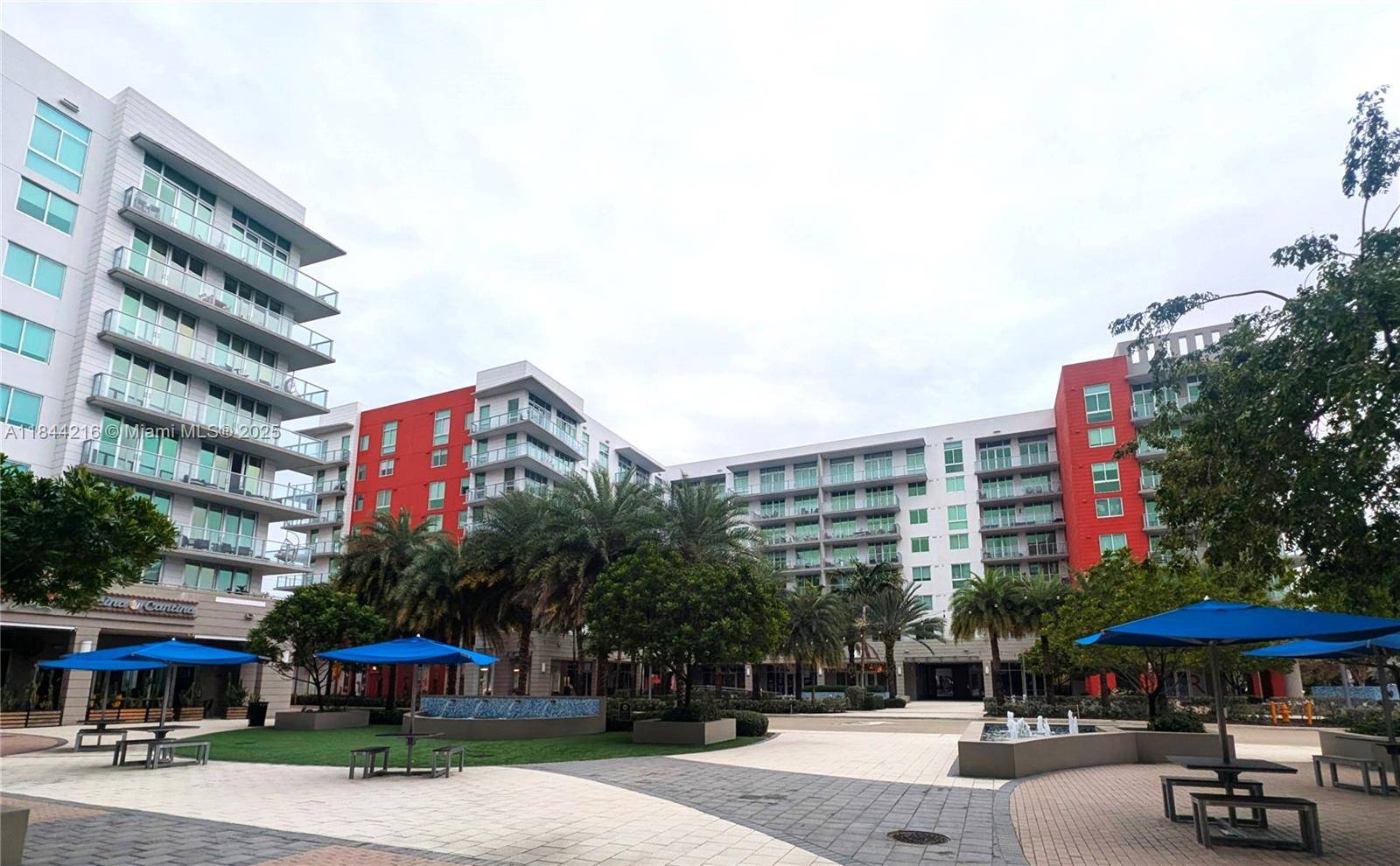 New price 440, 000 389 SF.
