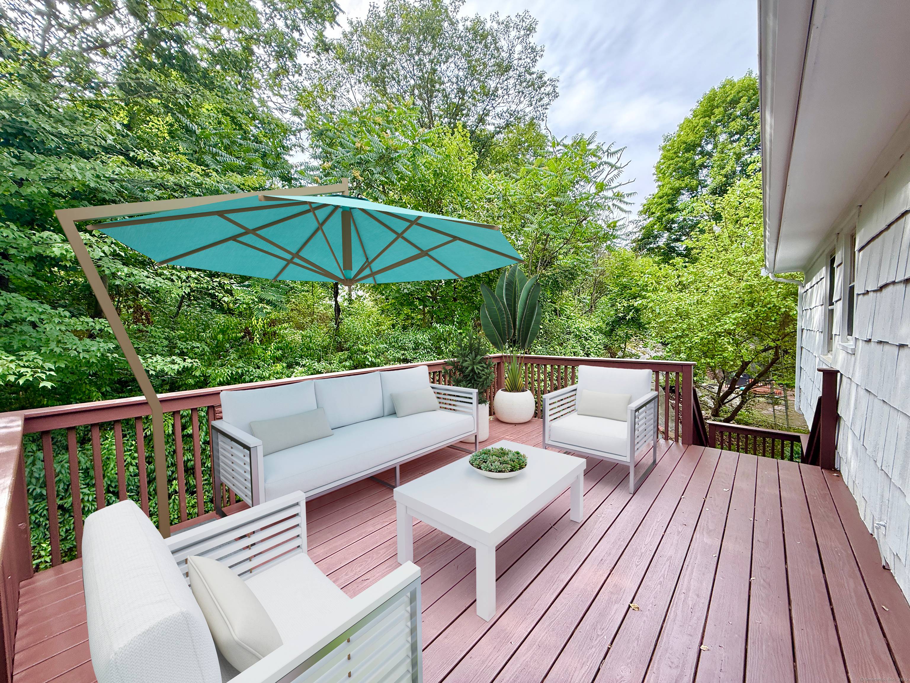 3 Bedroom 1. 5 Bath NEWLY UPDATED !