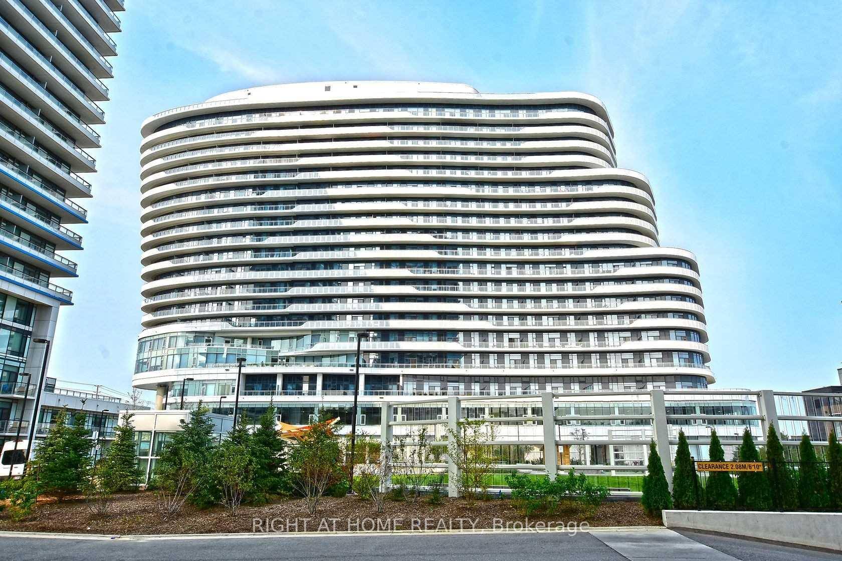 Welcome to the Daniels Arc, the Luxury Condo in Erin Mills.