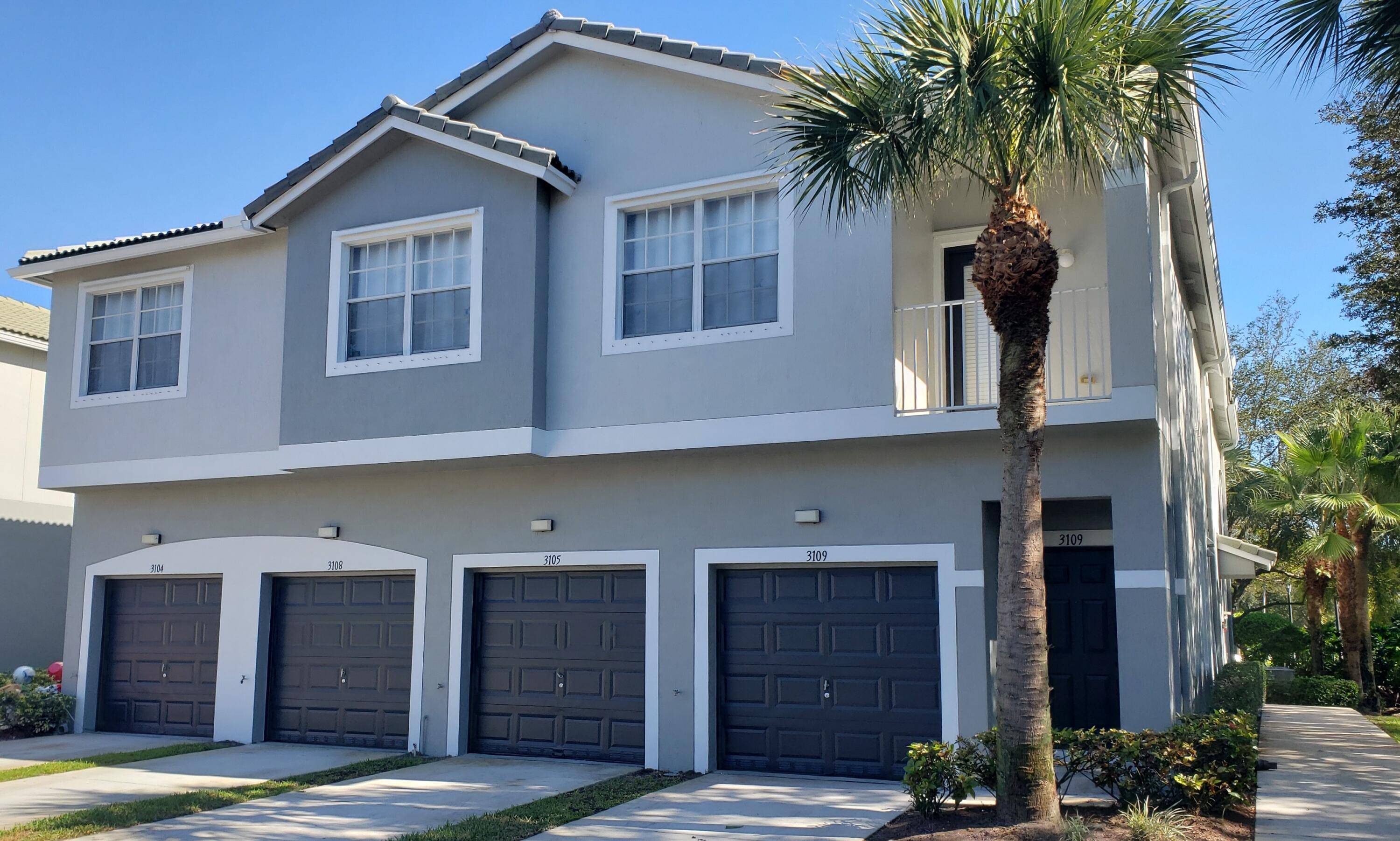 Move in ready, spacious 2bed 2bath corner unit.