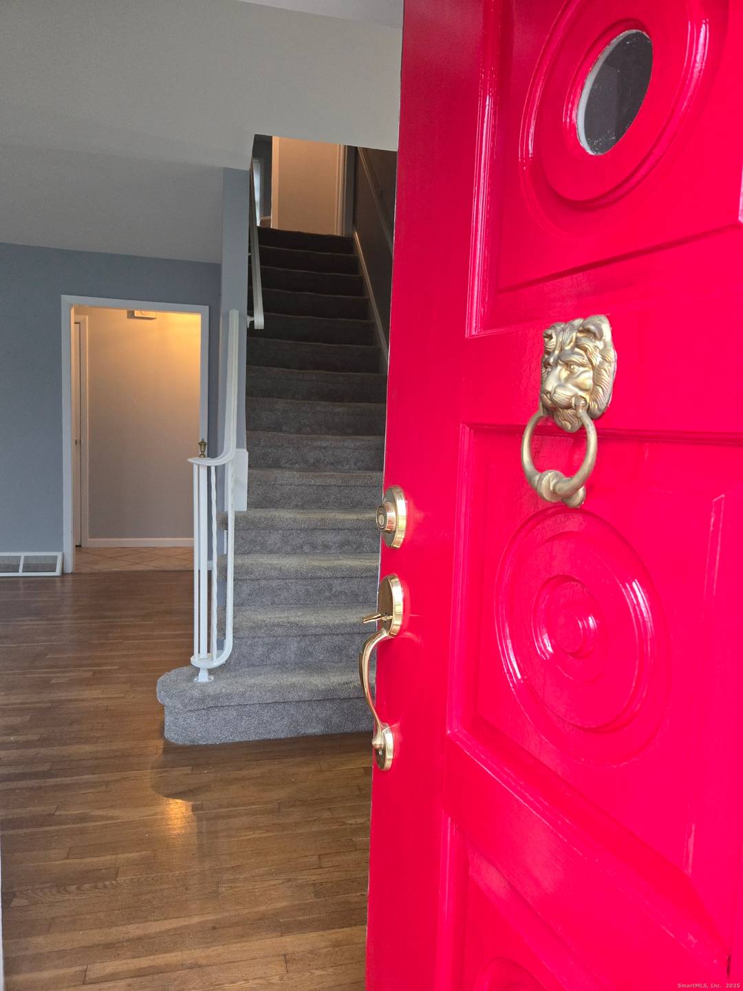 LOCATION ! Wonderful 4 bedroom 2 full bath rental on Cul de sac.