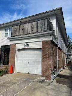 beautiful house locates at the center of bayside community, near town hall, school, library, shopping mall, transportation, walk to beech, property is R5 Zoning, potential another story with 1300 square ...