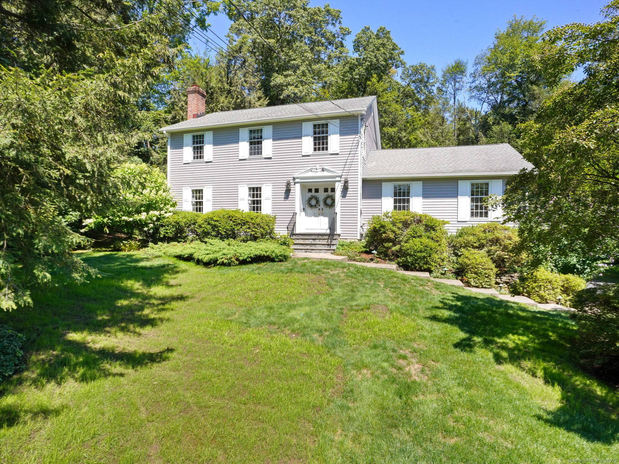 Welcome to 54 Barnswallow Drive !