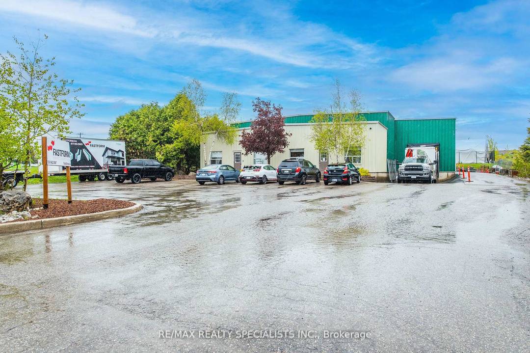 Versatile 6, 000 Sq. Ft. Industrial Commercial Property with Office Space and Ample Parking in Prime Location Situated within a well established industrial park, just south of Broadway off Riddell ...