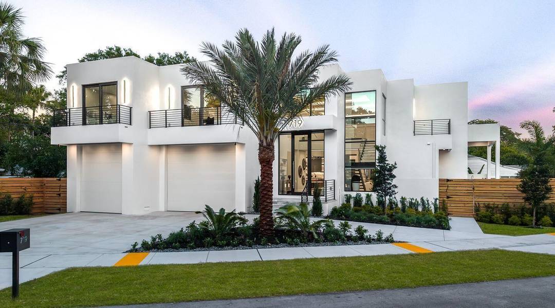 Discover modern luxury in this 4, 676 sqft new construction home on a corner lot across from Tarpon River.