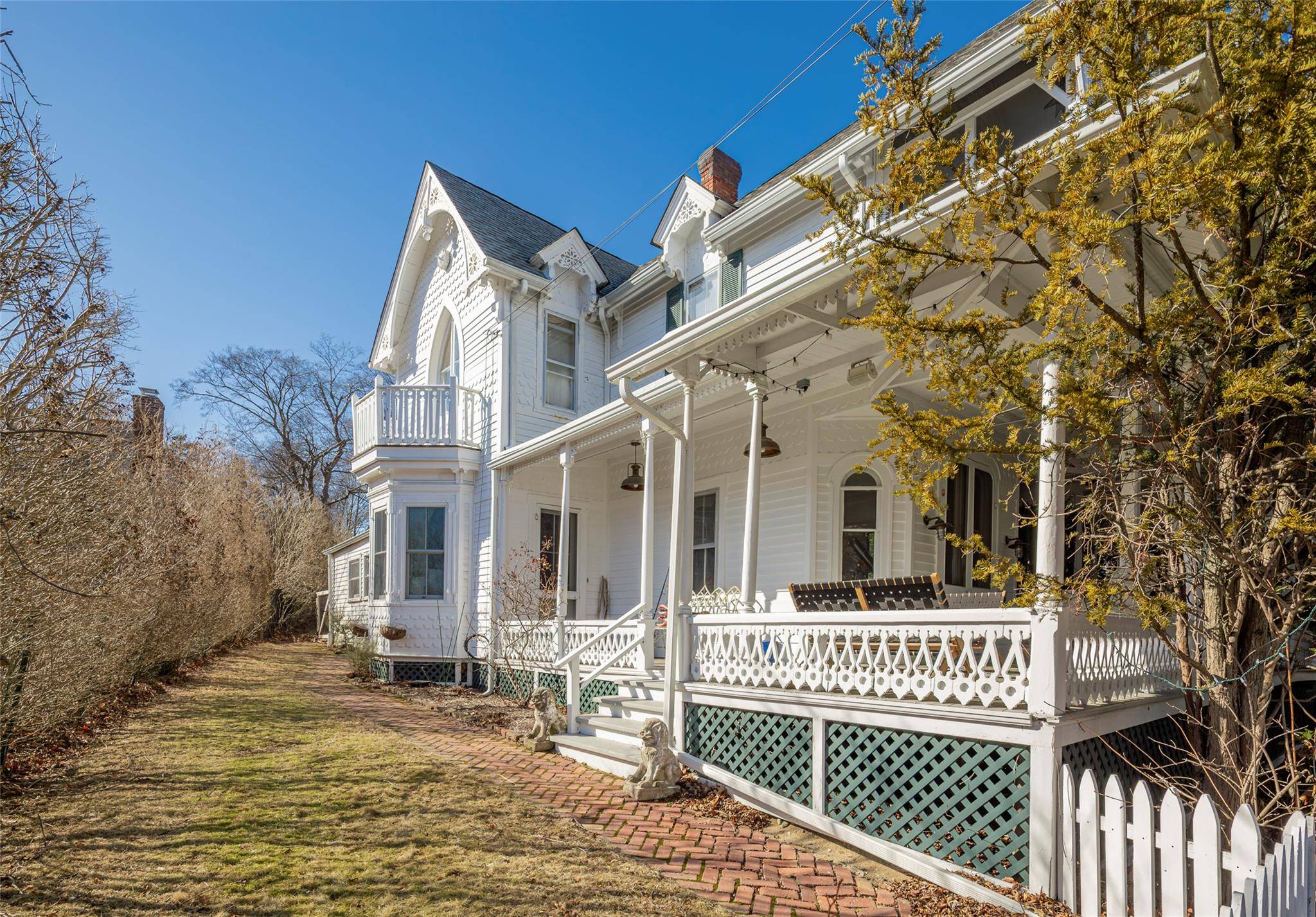 Historic Shelter Island Heights Home with Pool and Cottage.
