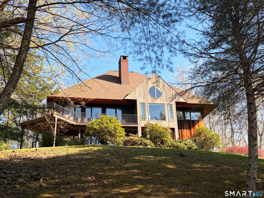 This extraordinary property offers a transformative opportunity for artists and entrepreneurs to unlock their full potential, providing a modern oasis that seamlessly blends work, life, and play, along with multigenerational ...