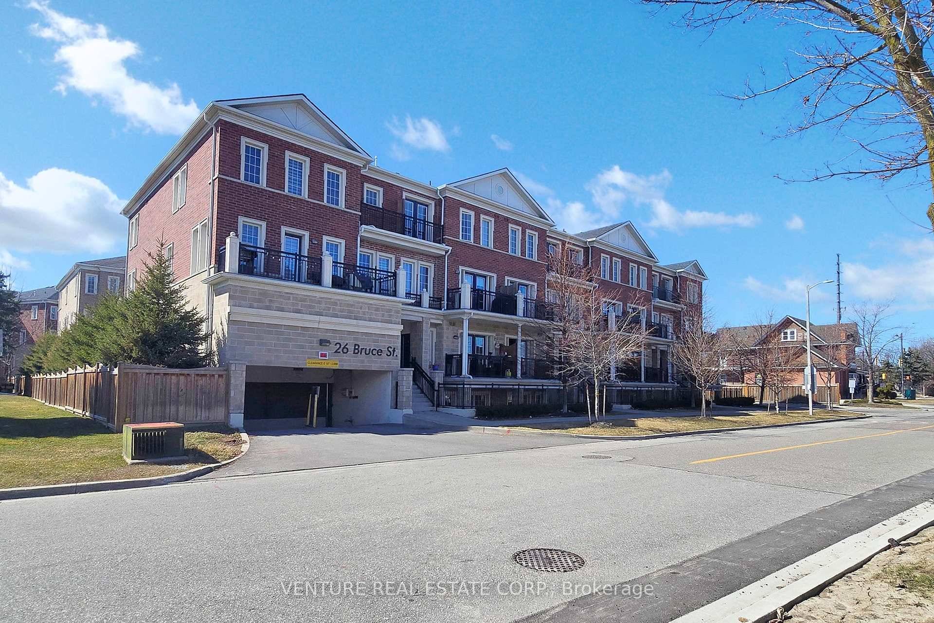 Welcome to La Viva Townhomes Your Ideal Home in the Heart of Woodbridge !