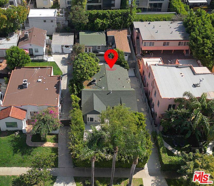 936  N Harper Ave 5BR Hollywood Hills East La