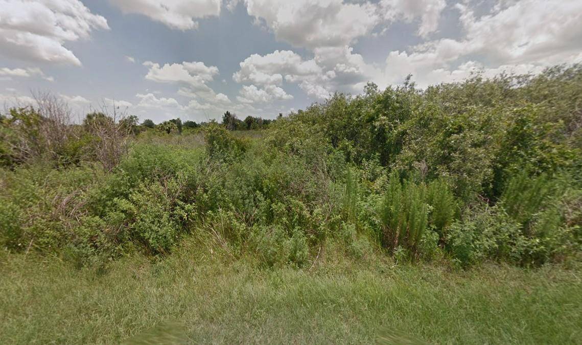 Build your dream on 1. 25 acres in Montura Ranches !