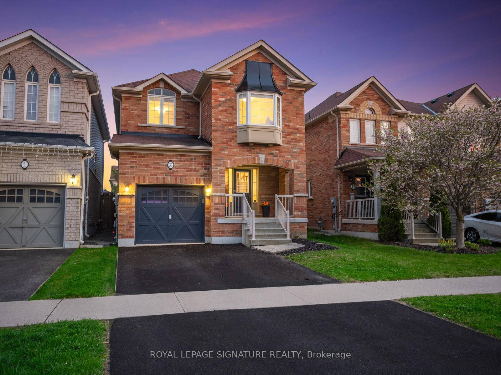 Welcome to 37 Dewell Crescent Where Comfort and Style Meets Convenience !