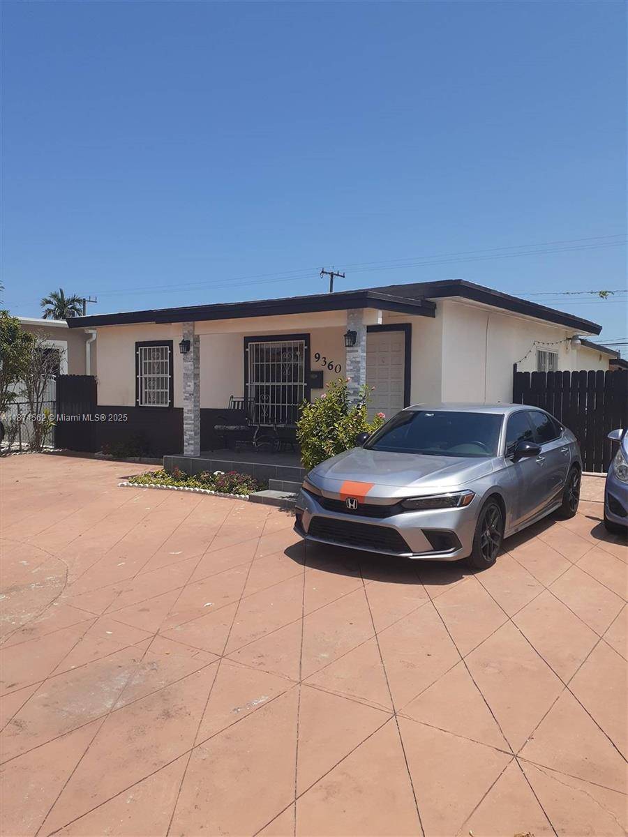 Investor special in Central Heights !