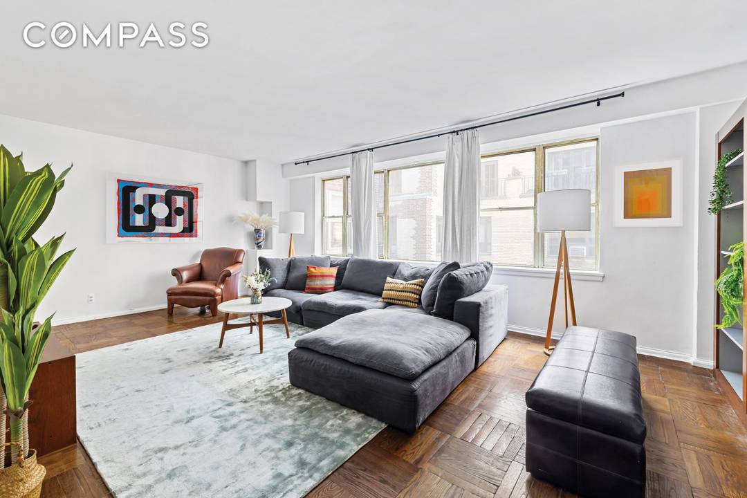 Embrace Beekman Place serenity and charm in this recently renovated expansive one bedroom, one bathroom featuring generous proportions, excellent closet space and oversized windows in a coveted postwar white glove ...