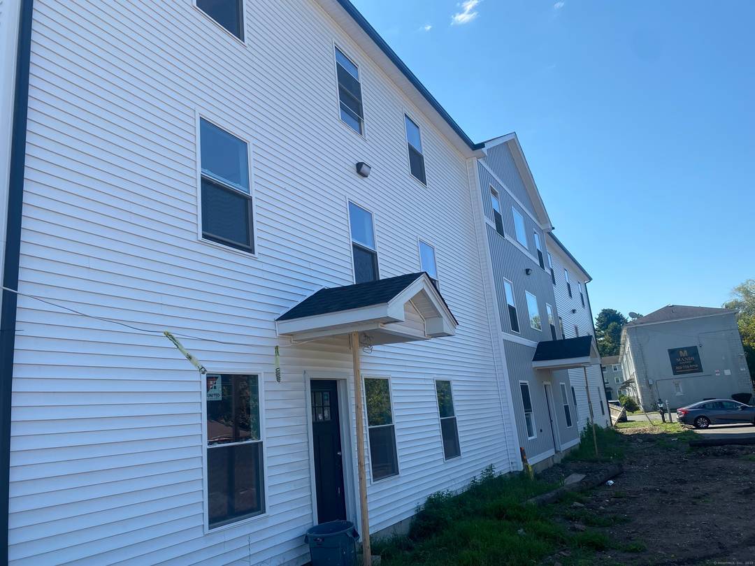 brand new construction by local builder in the area fully permitted seven unit ready to go.