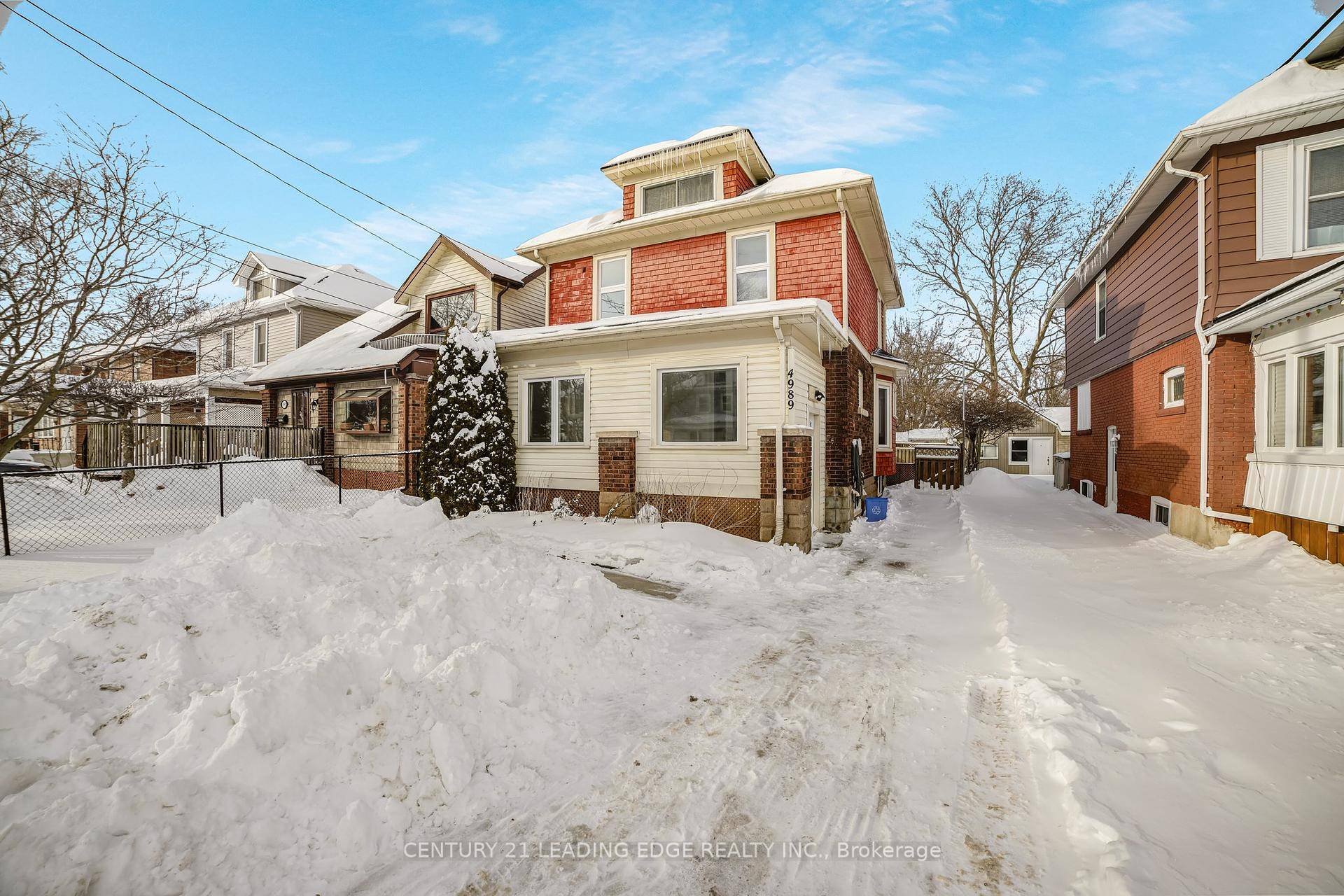 Fully separate entrance basement property, with potential rental income of 3, 850 plus utilities !