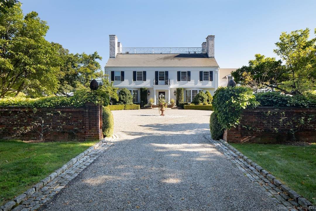 Perched on more than seventy acres of rolling meadows and sculpted gardens, Linden Hill Farm stands as one of the most distinguished country estates in the region.