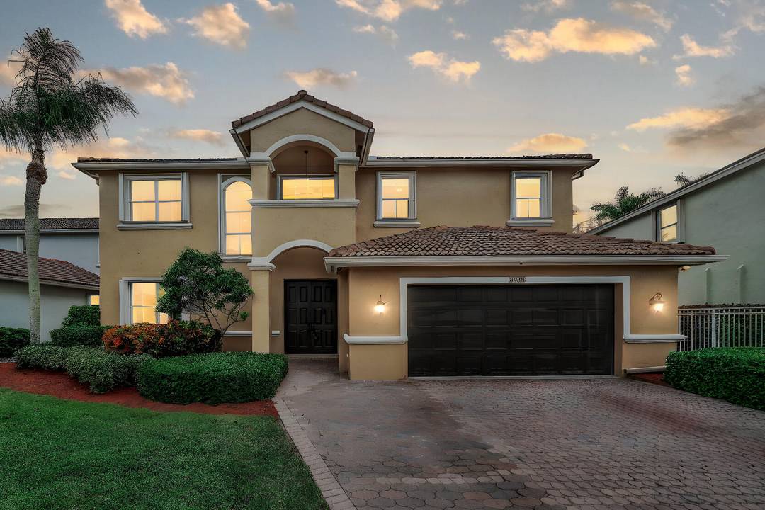 Rarely Available ! Beautiful 4 bedroom, 3 bath home with 2 car garage in the exclusive gated community of Bay Hill Village within Winston Trails.