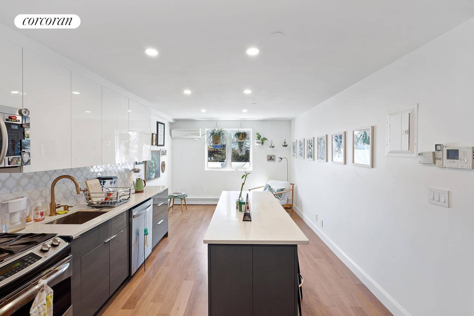 South facing and renovated 2BR 2.