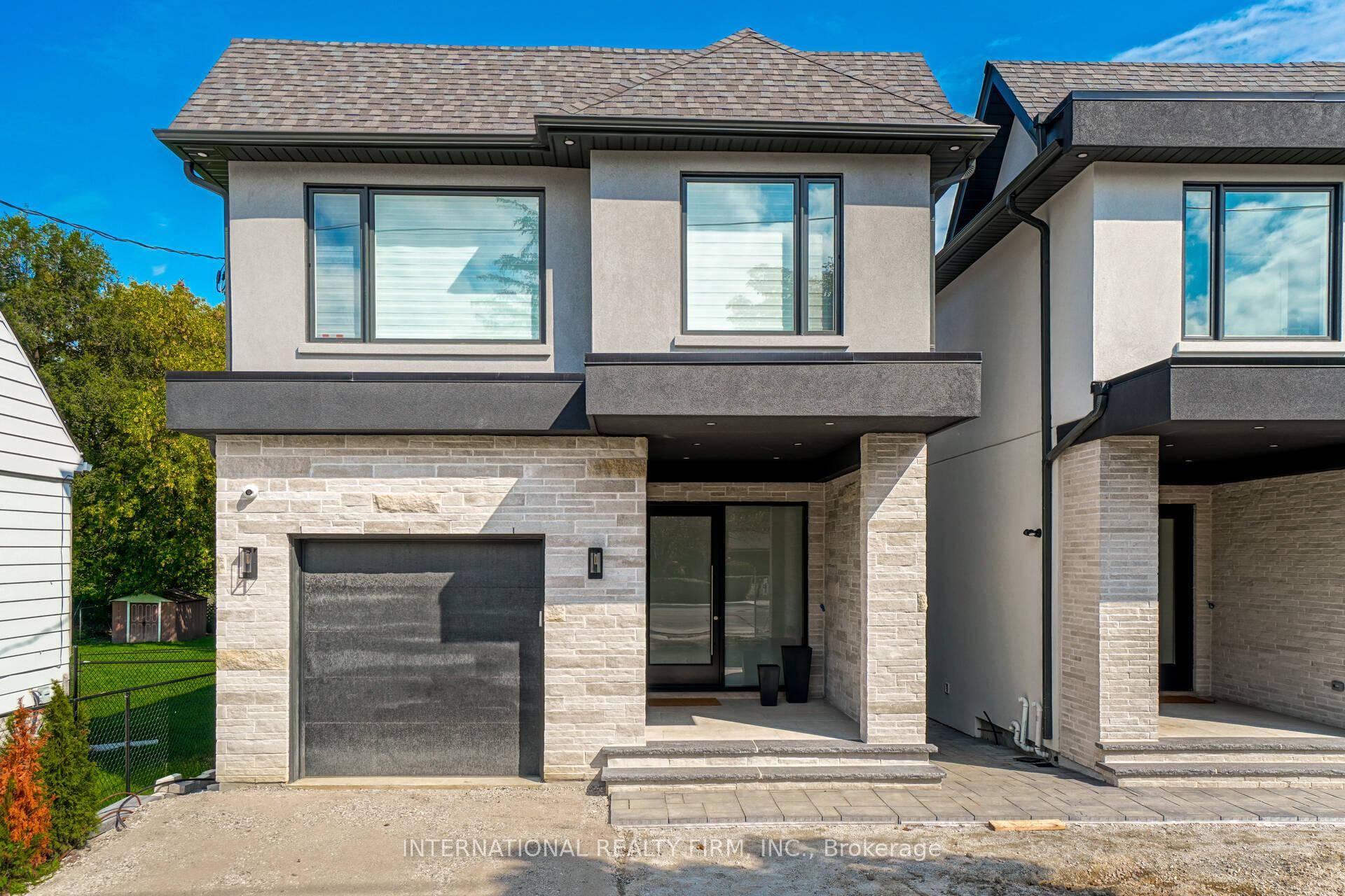 Sensational home walking distance to the Subway and new KIP District !