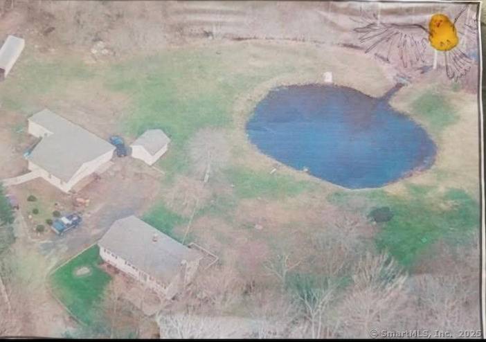 DO NOT ENTER PRIVATE DRIVE AGENT MUST accompany You Private drive brings you to 2.