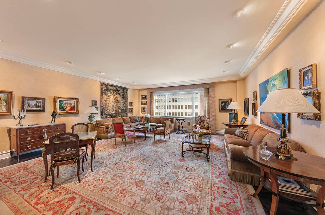 Splendid grand scale six room residence of approximately 2, 250 square feet in a superb location on Park Avenue.