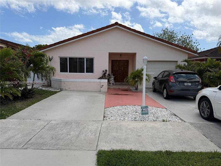 Well maintained 3 bedroom 2 bathroom property with 1 car garage.