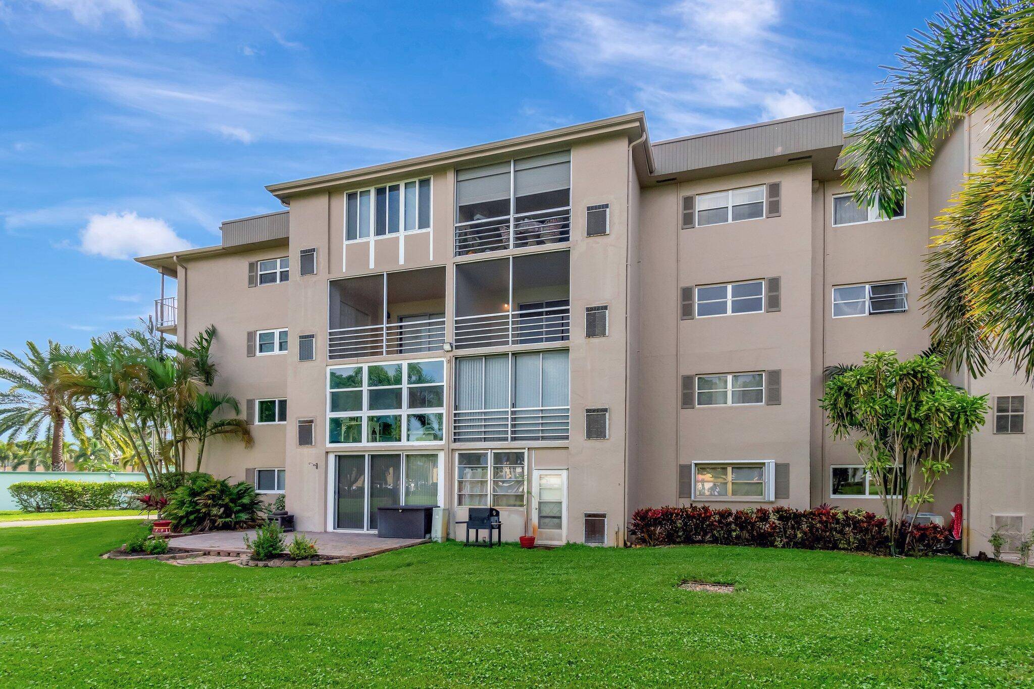 2 Bed, 2 Bath condo in a secured active adult community !