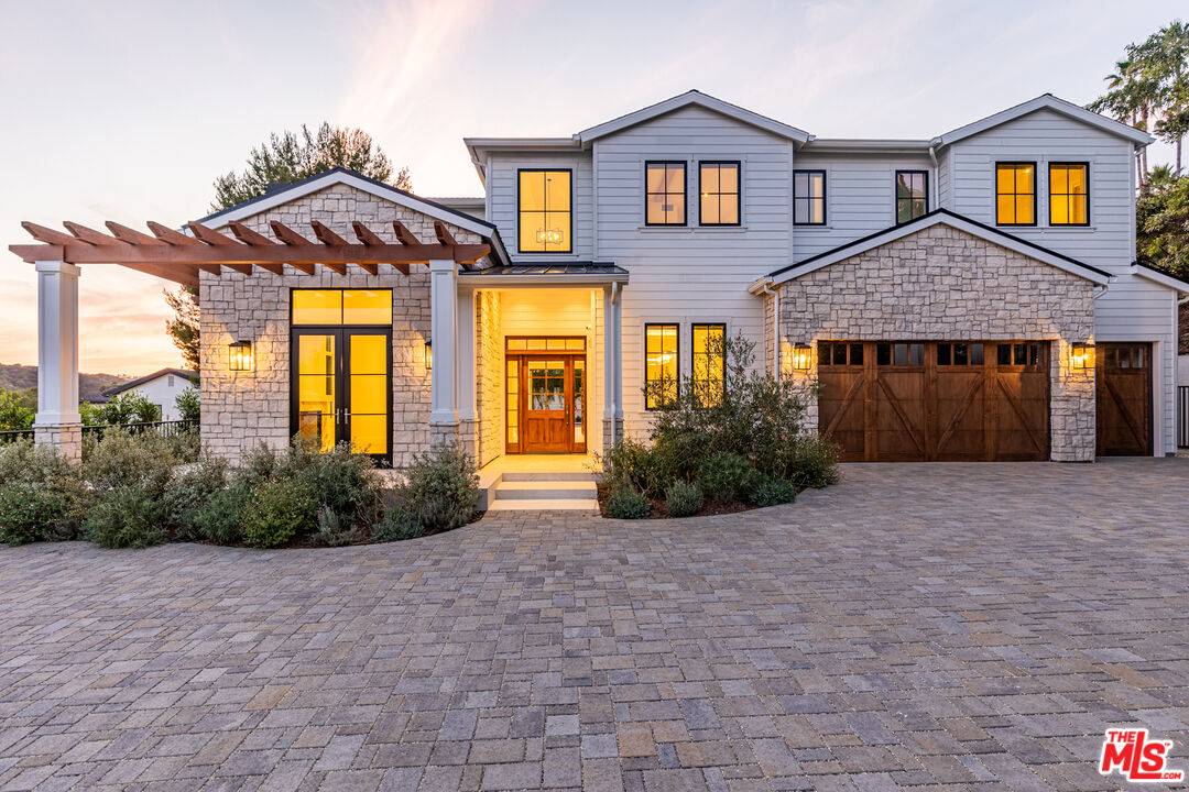 9929   Anthony Pl 6BR Beverly Hills Post Office | B.H.P.O. La