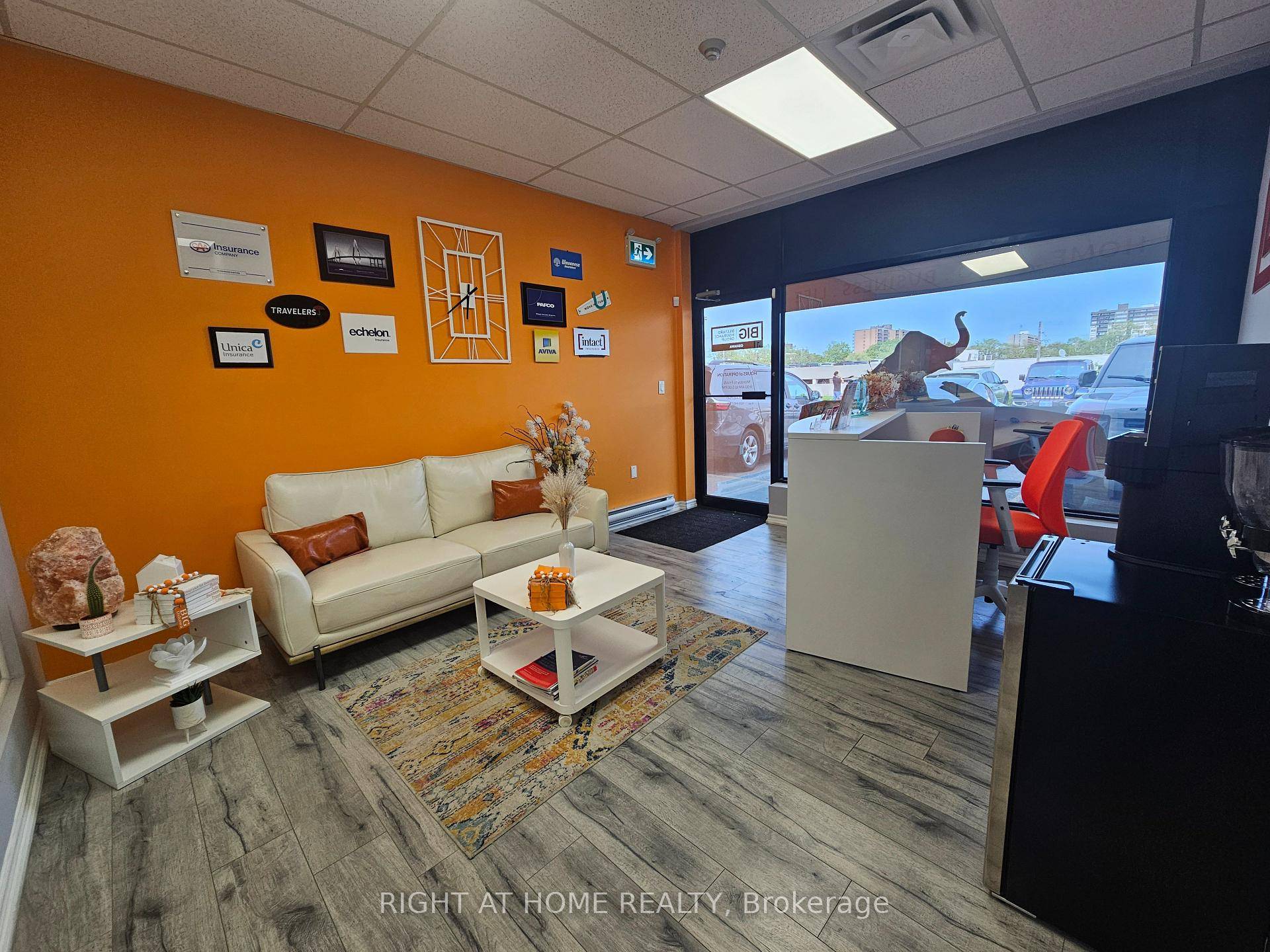 Prime Office Space for Lease in Oshawa Step into a beautifully renovated office space in a thriving commercial building on Bond Street, offering excellent exposure to high traffic.