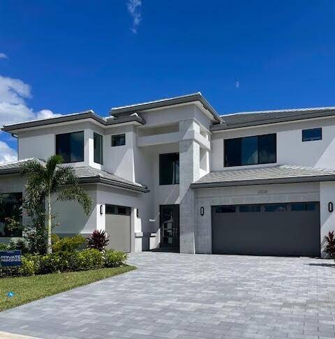 BRAND NEW construction in Apex in Avenir !