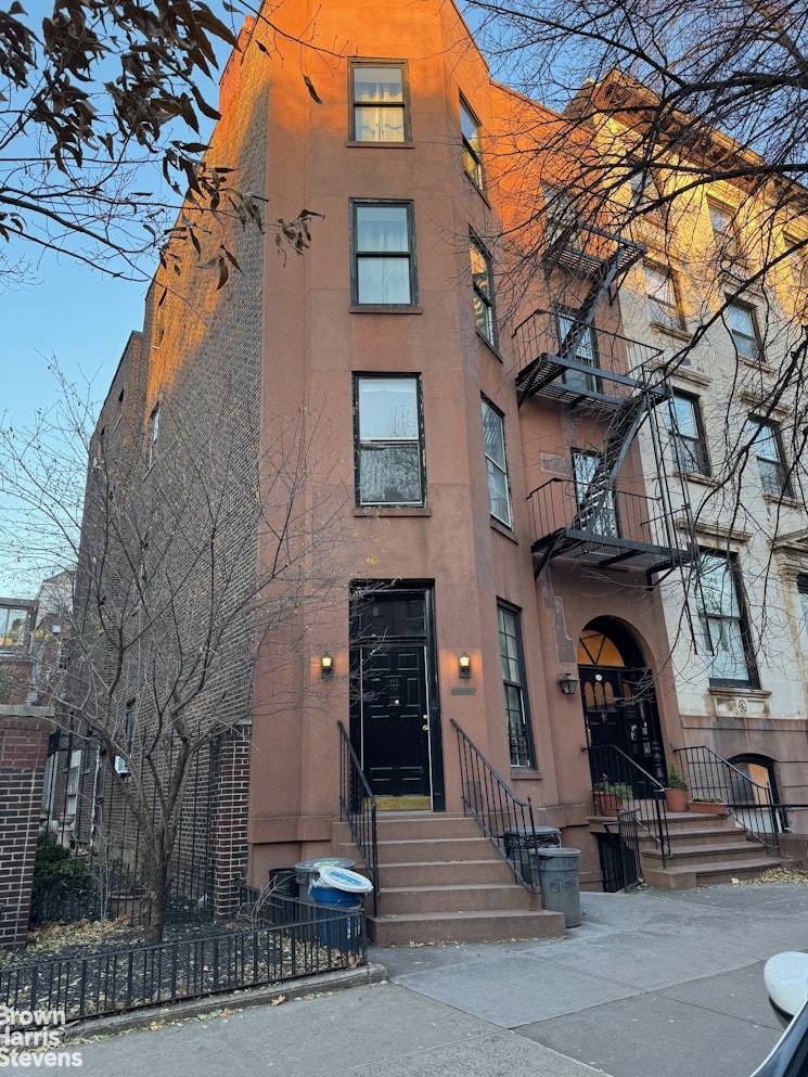 103 Joralemon Street is a 4 story townhouse built on a grand scale, and located in Central Brooklyn Heights Historic Landmark district.